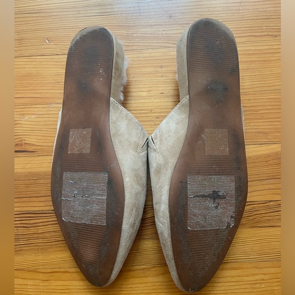 Gently worn suede mules from Madewell - Picture 2 of 3